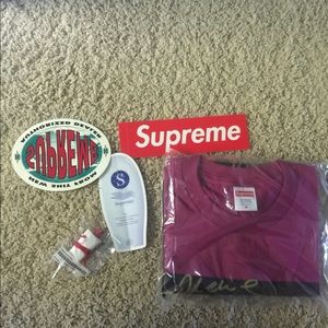 Supreme Mary J. Blige Medium Magenta shirt
